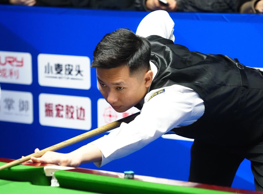 比赛形势的 比赛形势的