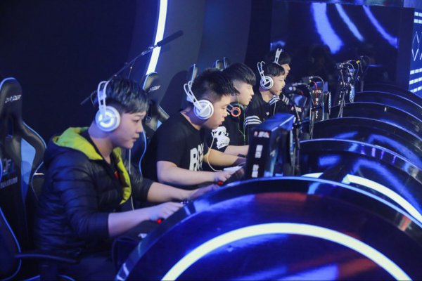 即使偶尔暴 即使偶尔暴